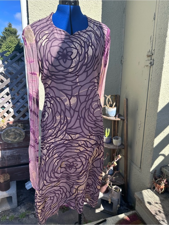 Dresses & Skirts - Vintage Floral Silk Long-Sleeve Dress in Mauve